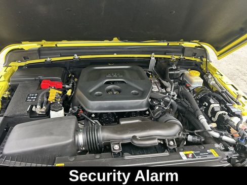 Certified 2023 Jeep Wrangler Sport AWD/4WD image 17