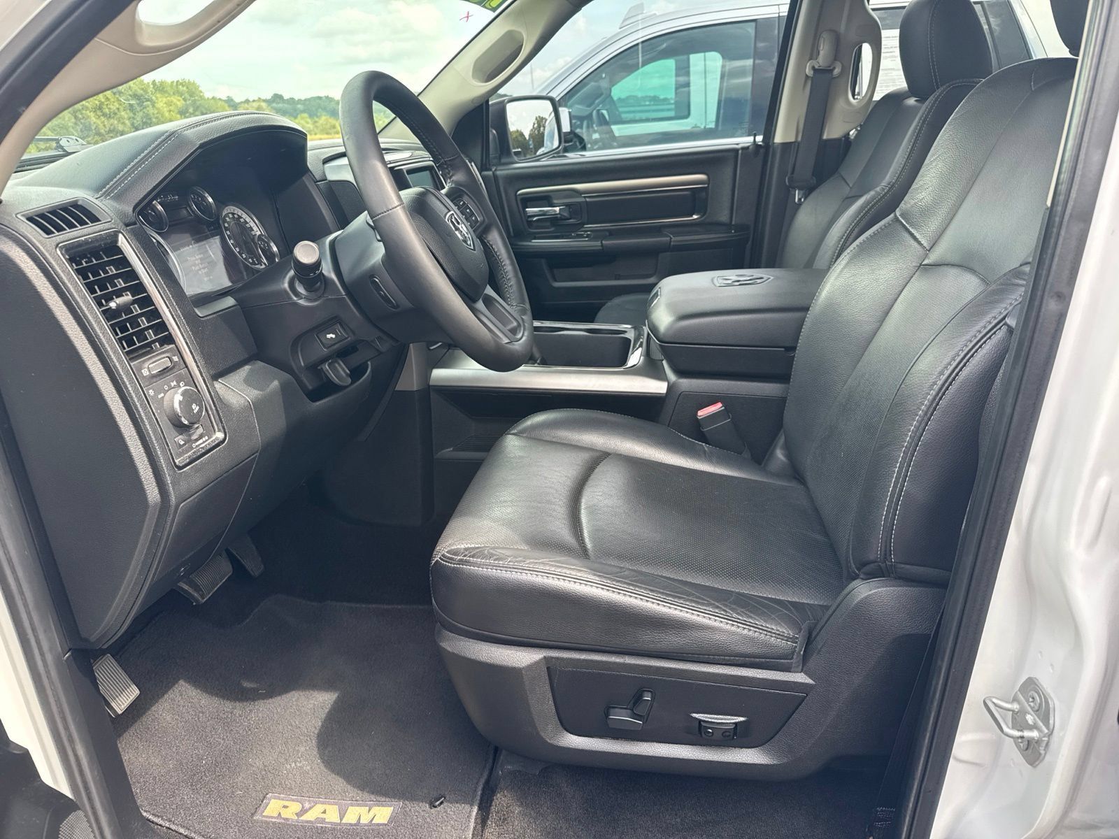 Used 2016 RAM 1500 Sport w/ Convenience Group RWD image 16