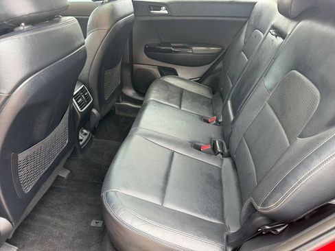 Used 2019 Kia Sportage EX w/ EX Technology Package FWD image 13