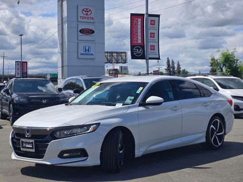 Used 2020 Honda Accord Sport image 3