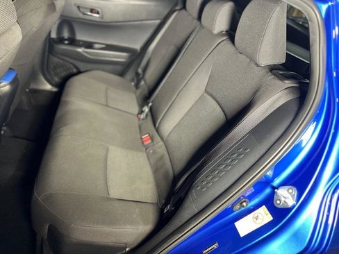 Used 2018 Toyota C-HR XLE image 26