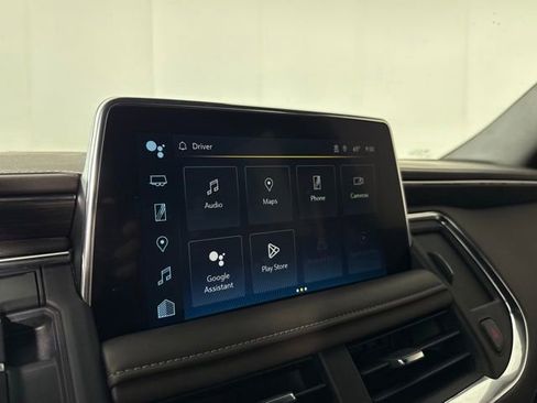 Used 2024 Chevrolet Tahoe LT w/ Luxury Package RWD image 18