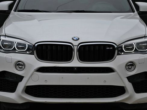 Used 2018 BMW X6 M AWD/4WD image 10