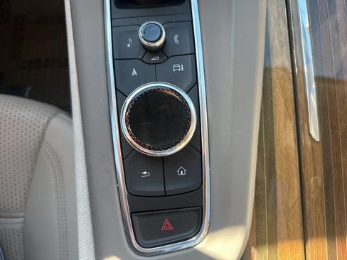 Used 2021 Cadillac Escalade Sport Platinum image 40