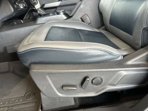 Certified 2022 Ford Bronco Outer Banks w/ Sasquatch Package AWD/4WD image 13