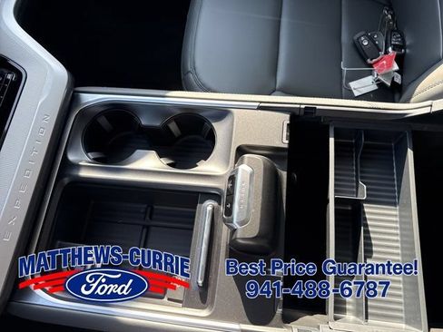 New 2026 Ford Expedition Active RWD image 23