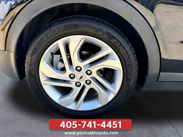Used 2022 Chevrolet Bolt LT FWD image 32