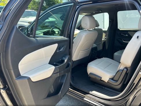 Certified 2023 Chevrolet Traverse LT AWD/4WD image 6