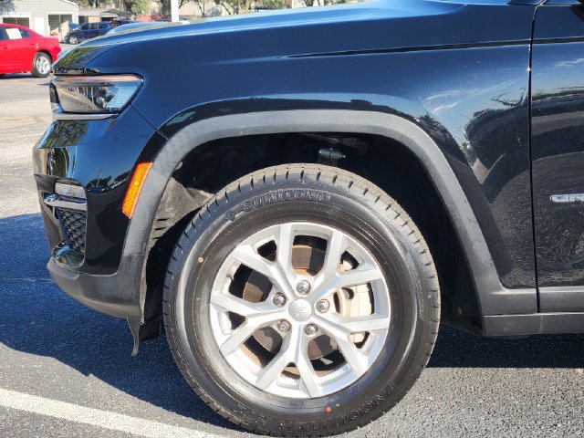 Used 2023 Jeep Grand Cherokee Limited RWD image 6