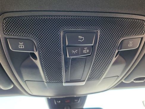 Used 2018 Mercedes-Benz CLA 250 image 45