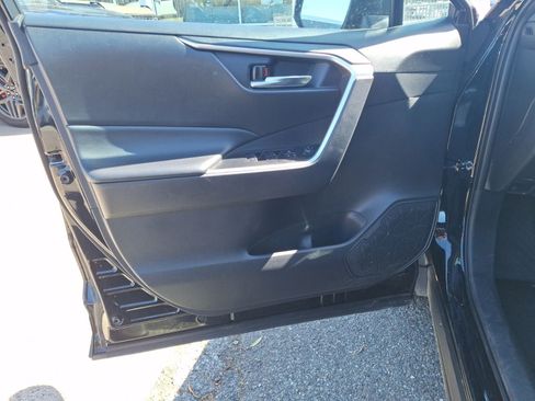 Used 2024 Toyota RAV4 XLE FWD image 12