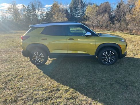 Certified 2023 Chevrolet TrailBlazer ACTIV w/ Sun and Liftgate Package image 2