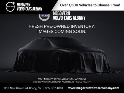New 2026 Volvo XC90 B6 Plus w/ Protection Package Premier