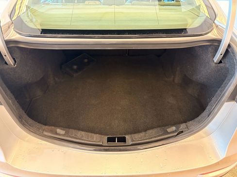 Used 2019 Ford Fusion SE image 16