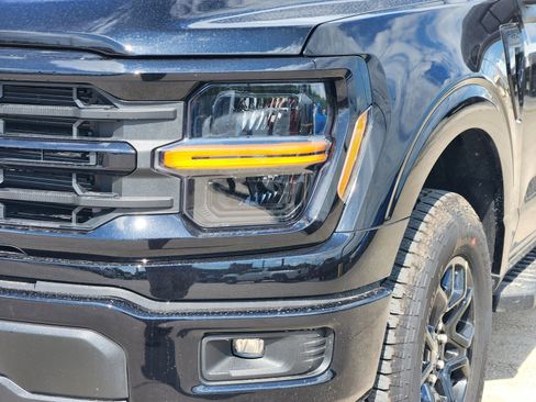 New 2026 Ford F150 XLT w/ XLT Black Appearance Package AWD/4WD image 10