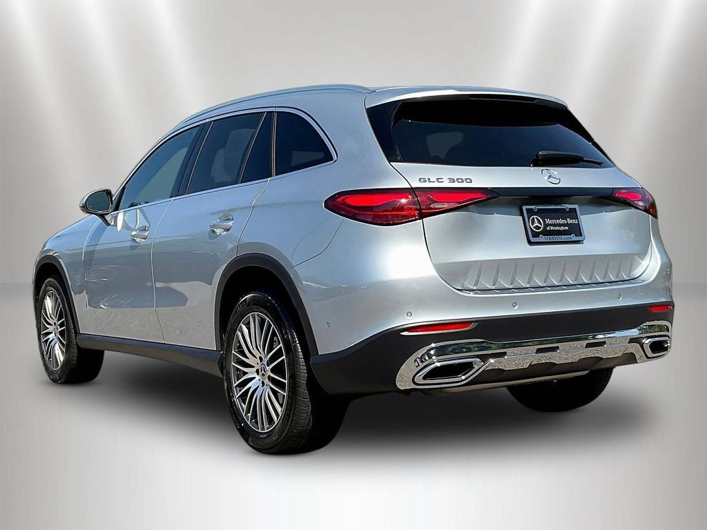 Used 2026 Mercedes-Benz GLC 300 image 5