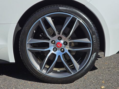 Used 2018 Jaguar F-TYPE R-Dynamic image 34