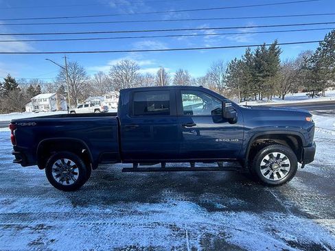 Certified 2022 Chevrolet Silverado 2500 Custom w/ Gooseneck/5TH Wheel Package AWD/4WD image 6