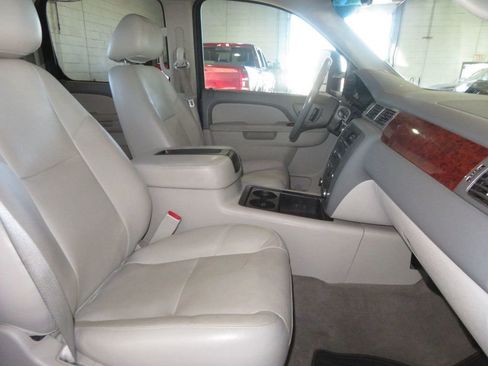 Used 2013 GMC Sierra 2500 SLT w/ SLT Convenience Package image 37