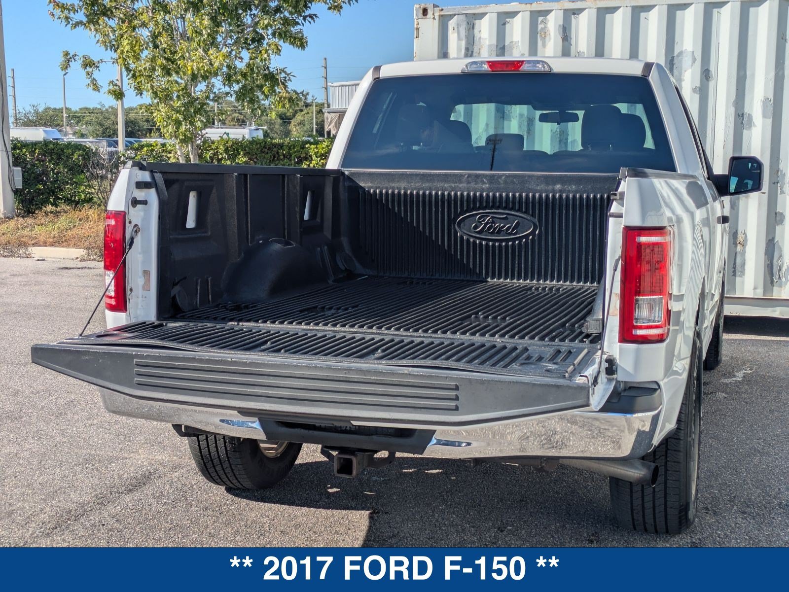 Used 2017 Ford F150 XLT RWD image 14