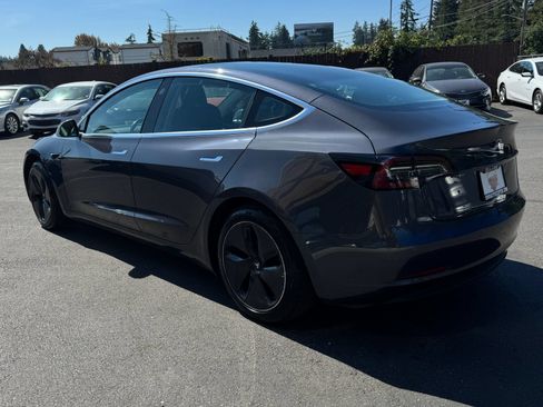 Used 2018 Tesla Model 3 RWD image 5
