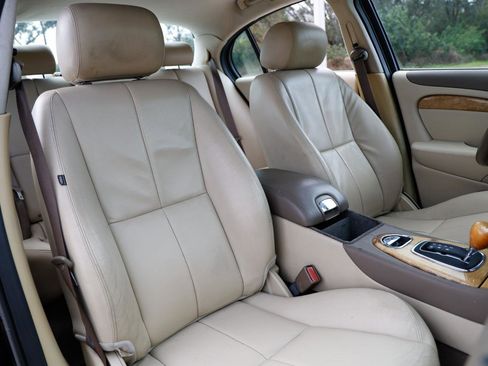 Used 2006 Jaguar S-TYPE 3.0 image 16