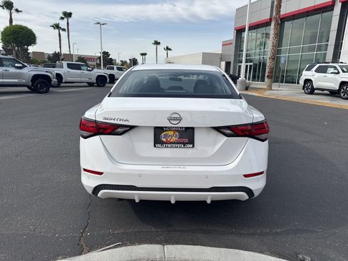 Used 2025 Nissan Sentra S image 6