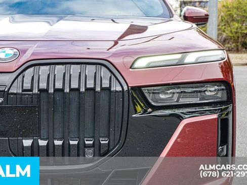 Used 2023 BMW 740i w/ Parking Assistance Package image 12