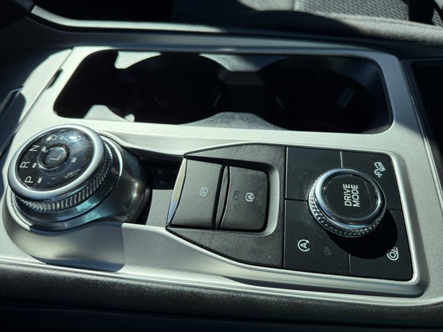 Used 2022 Ford Explorer XLT AWD/4WD image 27