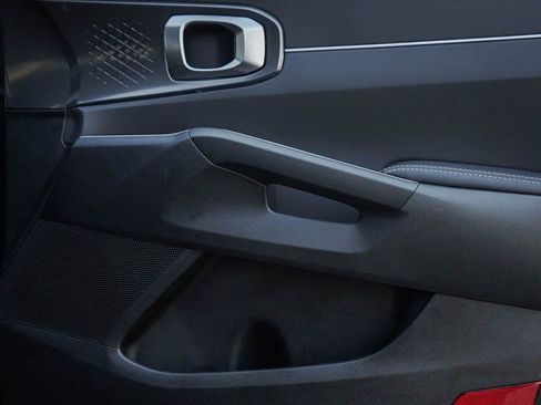 New 2026 Kia Sorento S image 9