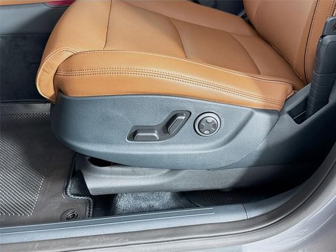 New 2026 Genesis GV70 2.5T Advanced w/ G1 Accessory Package AWD/4WD image 22