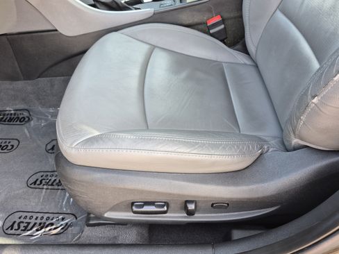 Used 2012 Hyundai Sonata Limited w/ Navigation Pkg FWD image 19