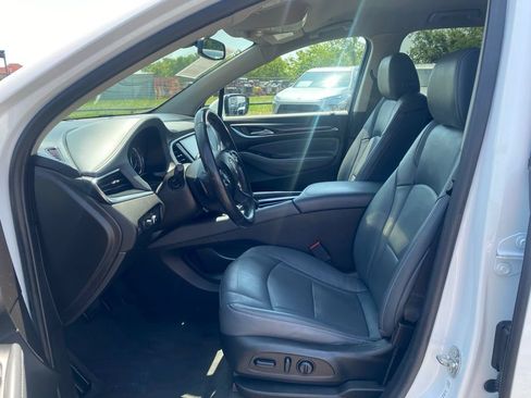 Used 2021 Buick Enclave Essence w/ Sound and Sites Package FWD image 9