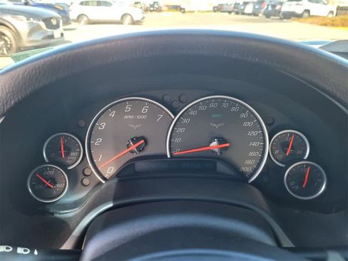 Used 2005 Chevrolet Corvette Coupe w/ Preferred Equipment Group image 19