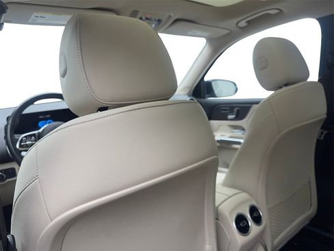 Used 2023 Mercedes-Benz EQB 300 300 w/ Exclusive Package image 35