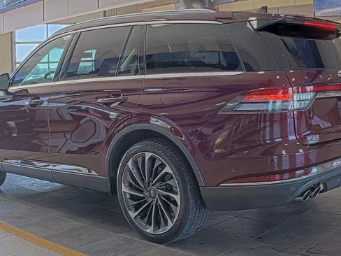 Used 2021 Lincoln Aviator Reserve w/ Equipment Group 202A AWD/4WD image 2