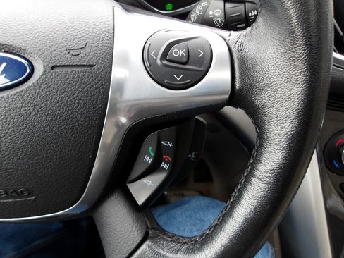 Used 2016 Ford C-MAX Energi SEL w/ Equipment Group 303A image 17