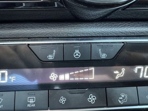 Used 2024 Nissan Sentra SR w/ SR Premium Package image 11