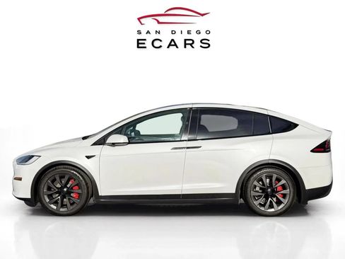 Used 2023 Tesla Model X Plaid image 8