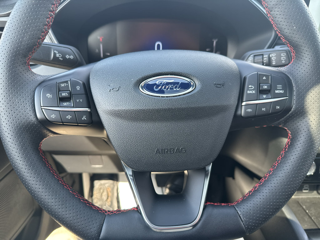 Used 2025 Ford Escape ST-Line w/ Tech Pack #1 AWD/4WD image 12