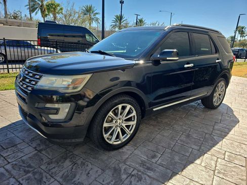 Used 2016 Ford Explorer Limited image 8
