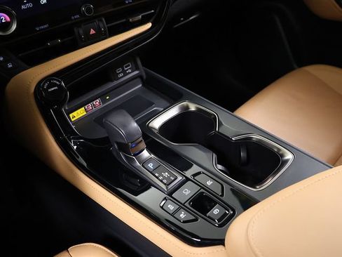 Used 2022 Lexus NX 350h AWD w/ Vision Package image 23