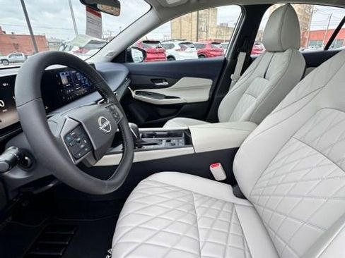 New 2026 Nissan Sentra SL w/ Floor Mat Package image 25