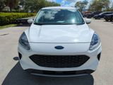 Used 2021 Ford Escape SE image 4