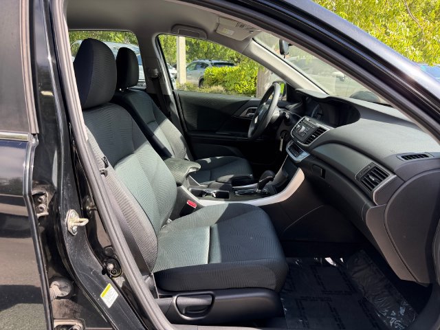 Used 2015 Honda Accord LX image 24