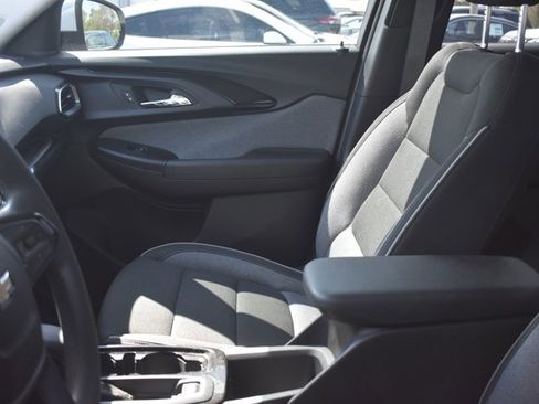 Used 2023 Chevrolet TrailBlazer LT w/ Convenience Package image 6