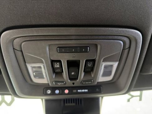 New 2025 GMC Sierra 2500 Denali w/ Denali Reserve Package image 12