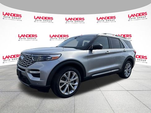 Used 2021 Ford Explorer Platinum w/ Equipment Group 601A AWD/4WD image 7