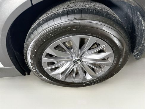 Used 2025 MAZDA CX-90 Plug-In Hybrid w/ Preferred AWD/4WD image 11