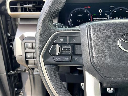 Used 2025 Toyota Tacoma TRD Sport RWD image 21